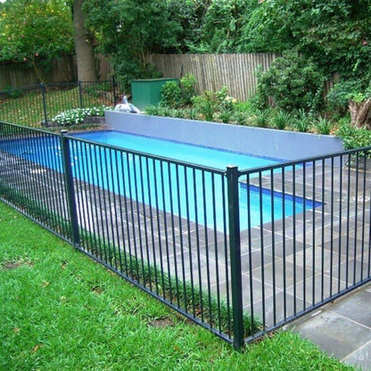 Poolzaun
